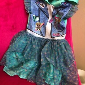 Gently worn playful LOL puff and hooded dress. Size 5-6 ( small)